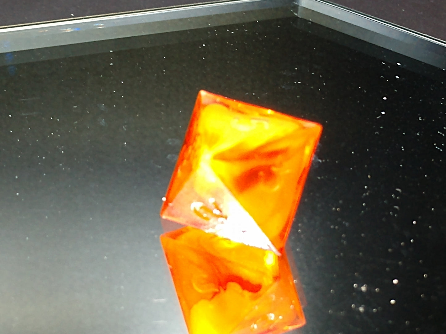 carnelian swirl d8